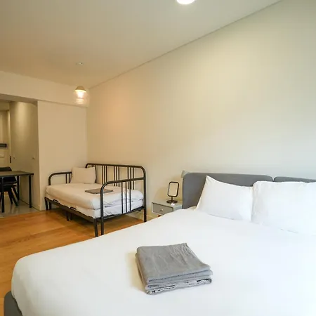 The Crespo - No 39 1c - & Terrace Apartment