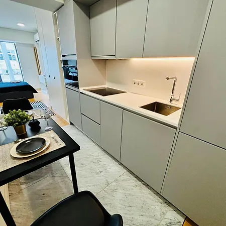 The Crespo - No 39 1c - & Terrace Apartment
